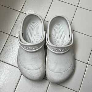 White Crocs: “BISTRO SLIP RESISTANT WORK CLOG”